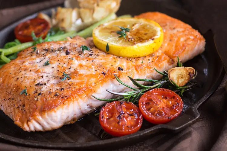 Frequent Sugar Cravings: Balance Meals With Protein and Fiber