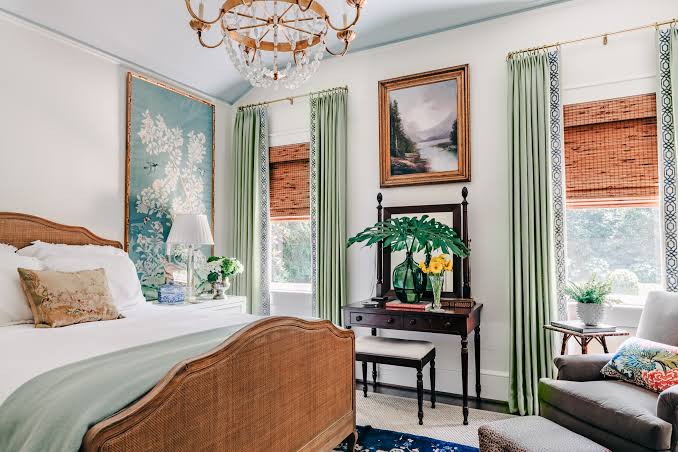 Small Bedroom Spaces - Make Rooms Feel More Open